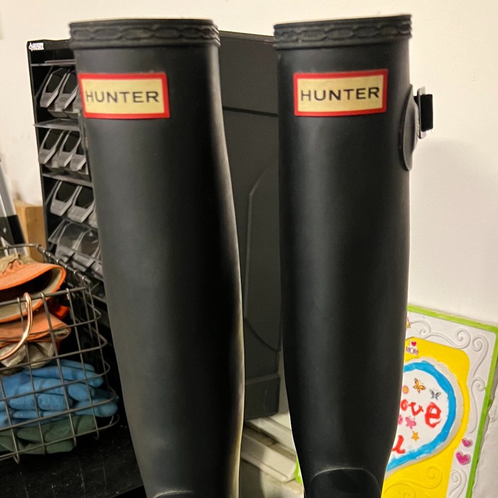 Hunter Women's Original Tall Rainboots Size 8 in Black - Picture 7 of 9